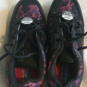 Skechers